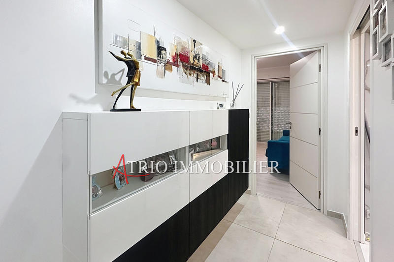 Appartement - 94 m² - 4 pièces