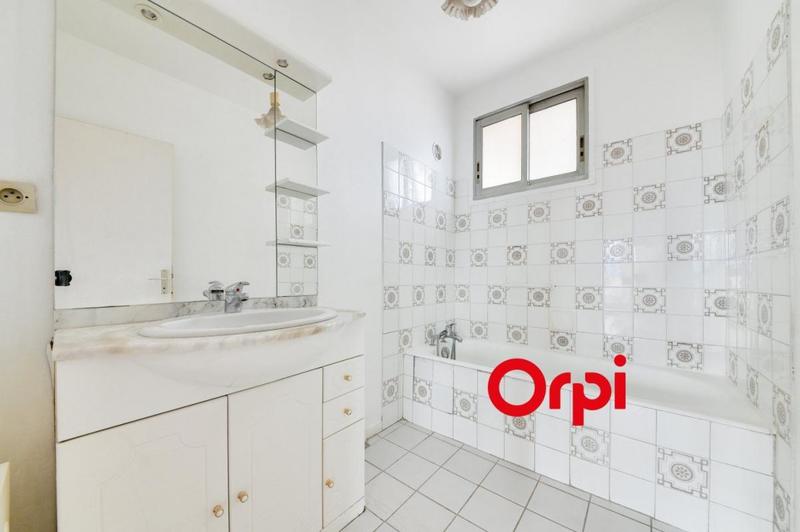 Appartement - 113 m² - 4 pièces