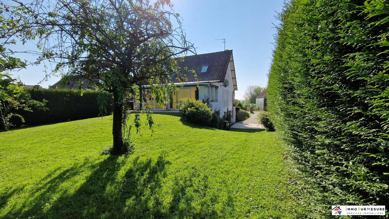 Maison - 165 m² - 8 pièces