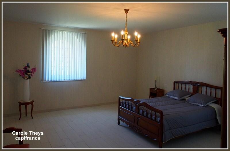 Maison - 300 m² - 7 pièces