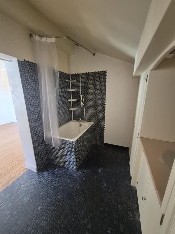 Maison - 200 m² - 7 pièces