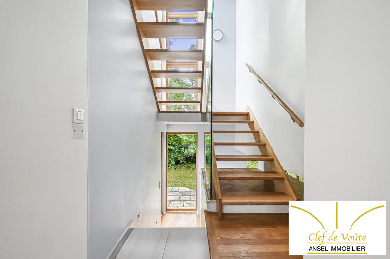 Maison - 152 m² - 6 pièces