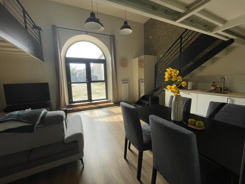 Appartement - 68 m² - 2 pièces