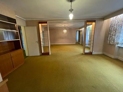 Appartement - 163 m² - 6 pièces