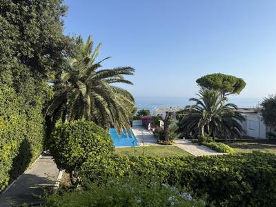 Villa - 370 m² - 7 pièces