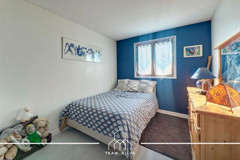 Maison - 92 m² - 4 pièces