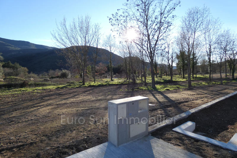 Terrain - 710 m²