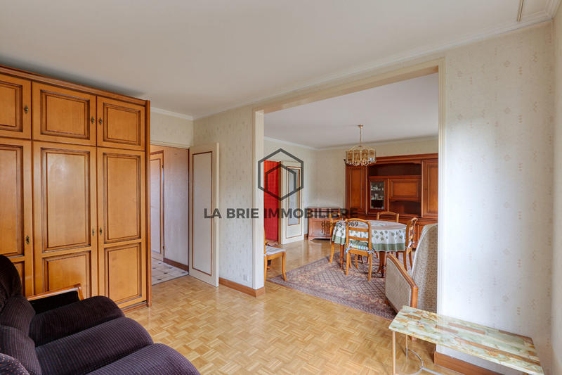 Appartement - 80 m² - 4 pièces
