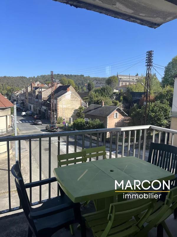 Appartement - 85 m² - 3 pièces