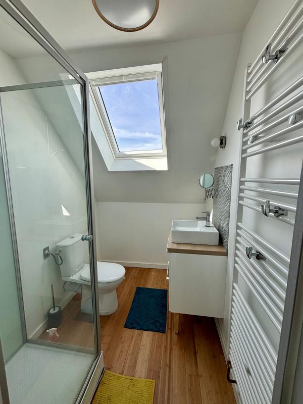 Maison - 218 m² - 7 pièces