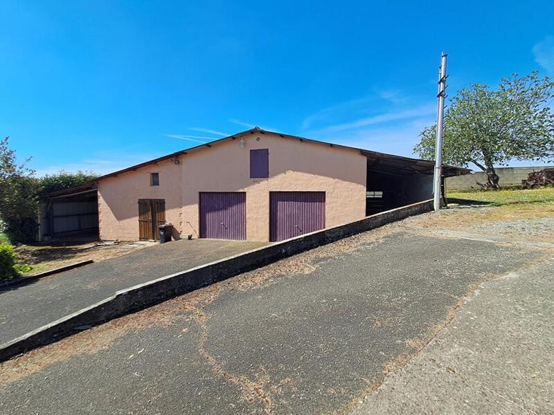 Maison - 187 m² - 11 pièces