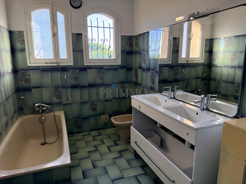 Maison - 178 m² - 5 pièces