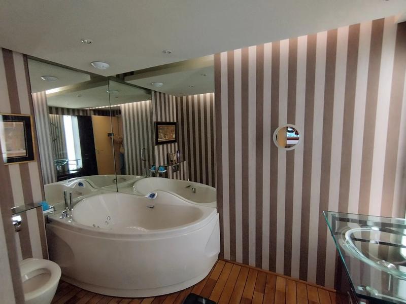 Appartement - 132 m² - 4 pièces