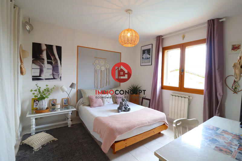 Villa - 125 m² - 6 pièces