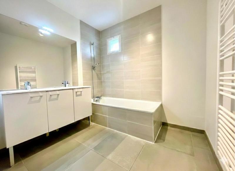 Appartement - 151 m² - 5 pièces