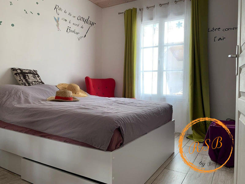 Maison - 100 m² - 5 pièces