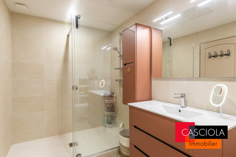 Maison - 163 m² - 7 pièces