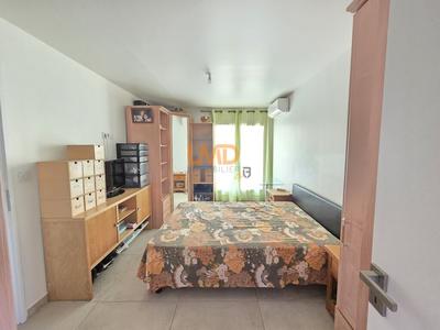 Appartement - 77 m² - 4 pièces