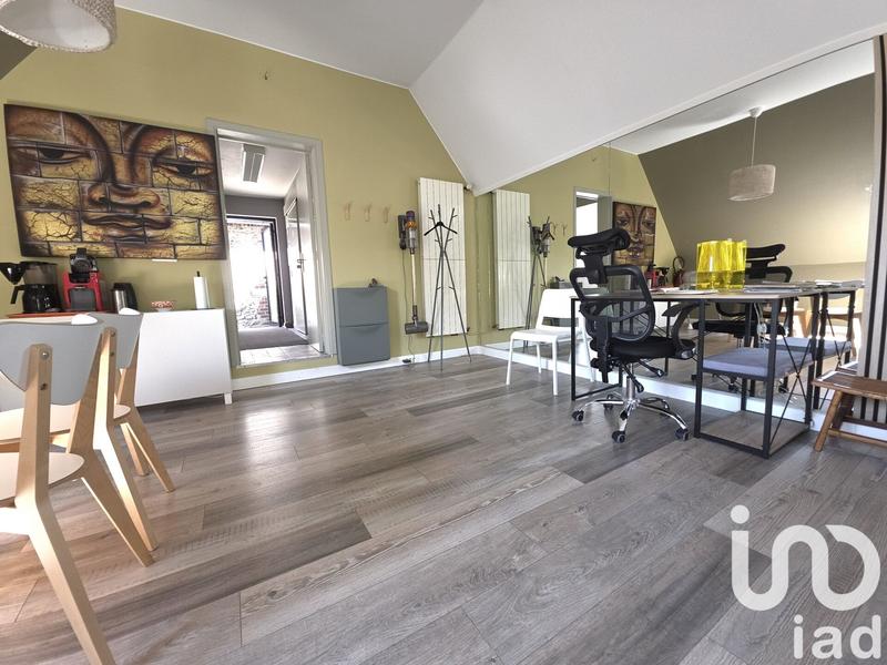 Maison - 435 m² - 12 pièces