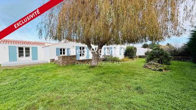 Maison traditionnelle - 105 m² - 6 pièces