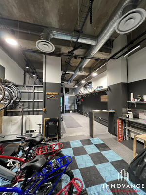 Local commercial - 101 m²