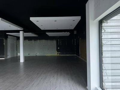 Local commercial - 356 m²