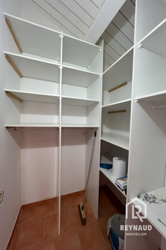 Appartement - 100 m² - 3 pièces