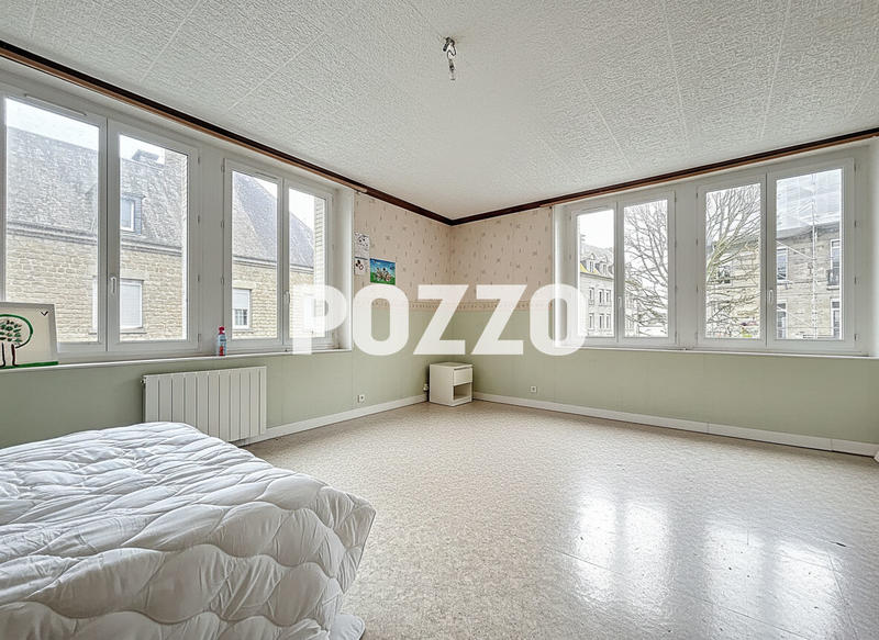 Appartement - 122 m² - 5 pièces