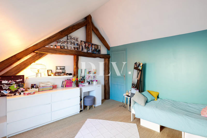 Maison ancienne - 275 m² - 7 pièces