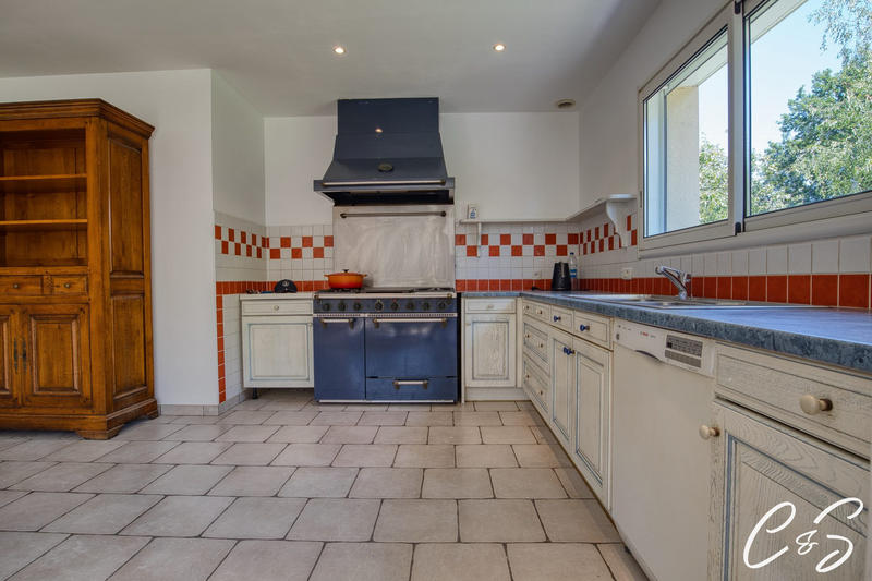 Maison - 146 m² - 5 pièces