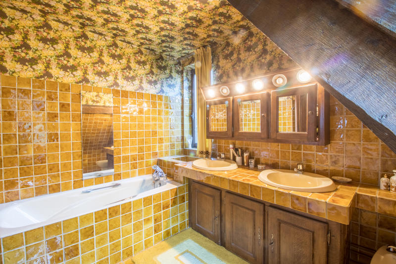 Propriété - 293 m² - 5 pièces