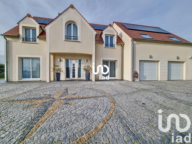 Maison de maîtres - 230 m² - 8 pièces