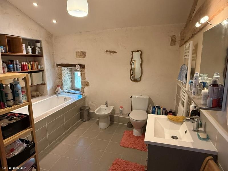 Maison - 168 m² - 6 pièces