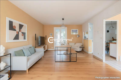 Maison - 99 m² - 4 pièces