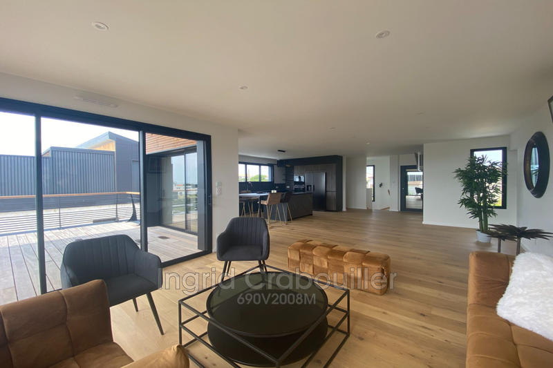 Villa - 216 m² - 7 pièces