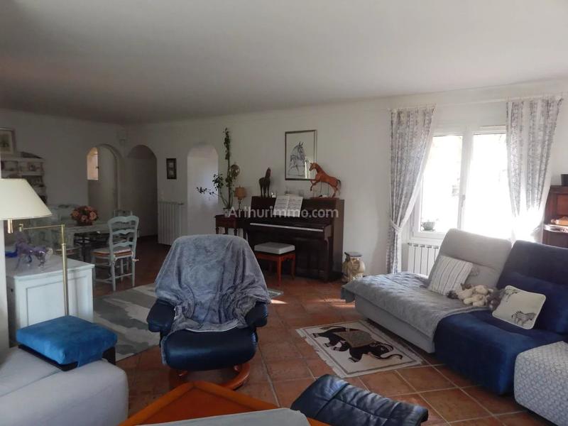 Maison - 315 m² - 11 pièces