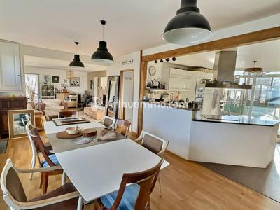 Maison - 168 m² - 6 pièces