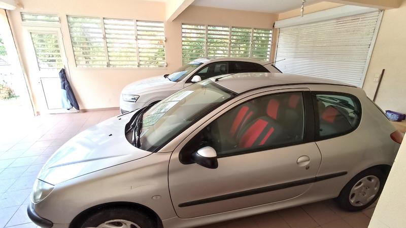 Maison - 270 m² - 6 pièces