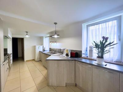 Maison - 204 m² - 6 pièces