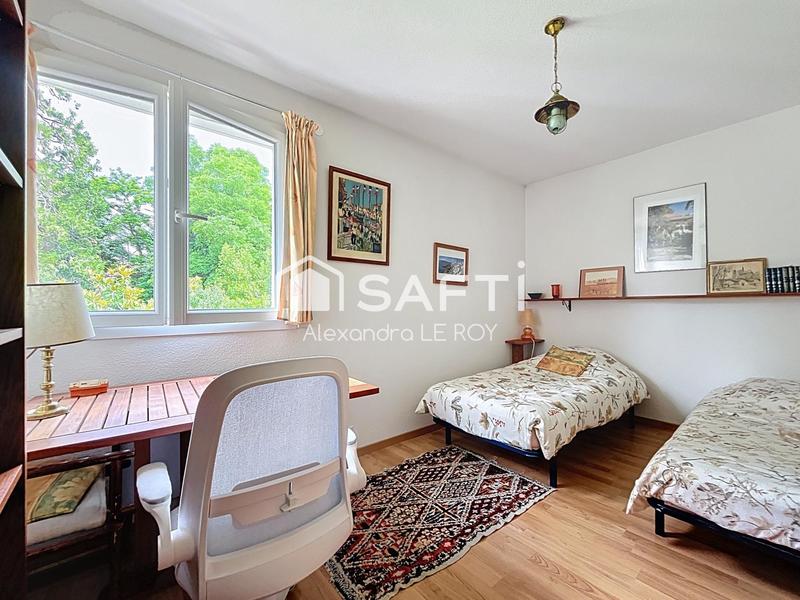 Maison - 209 m² - 6 pièces