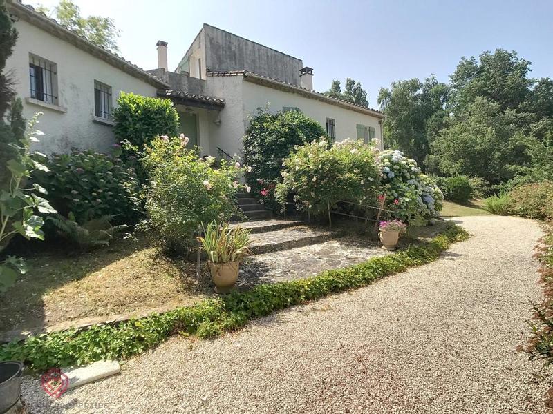 Maison - 145 m² - 7 pièces