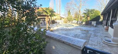 Maison - 203 m² - 4 pièces