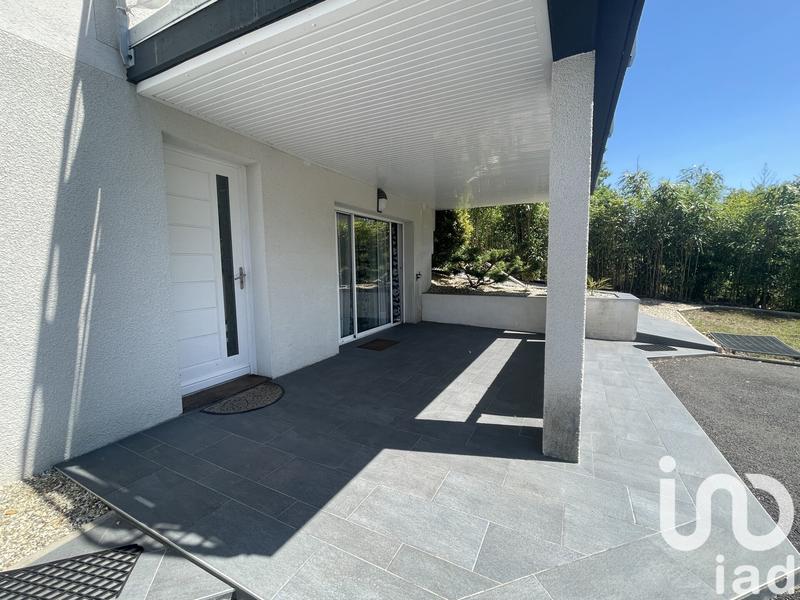 Maison - 212 m² - 7 pièces