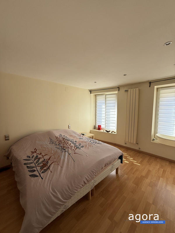 Appartement - 93 m² - 4 pièces