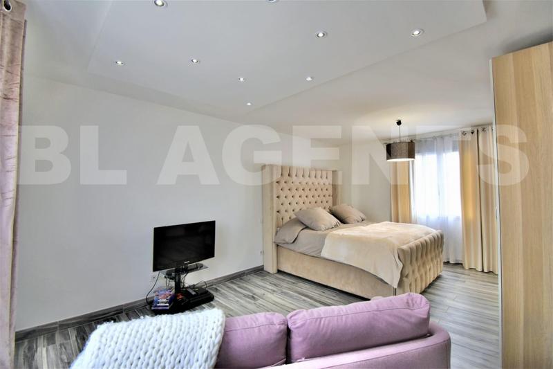 Maison - 150 m² - 5 pièces