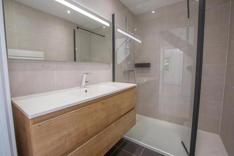 Maison - 180 m² - 7 pièces