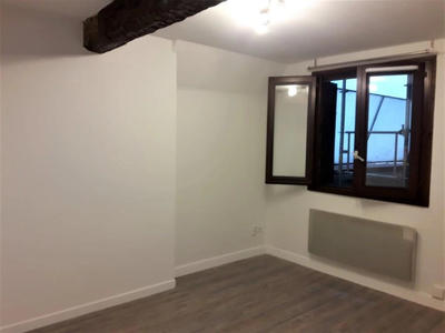 Studio - 14 m² - 1 pièce