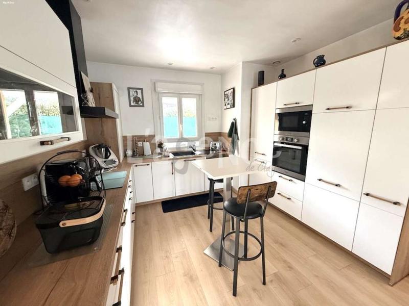 Maison - 110 m² - 6 pièces