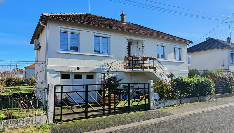 Maison - 92 m² - 4 pièces