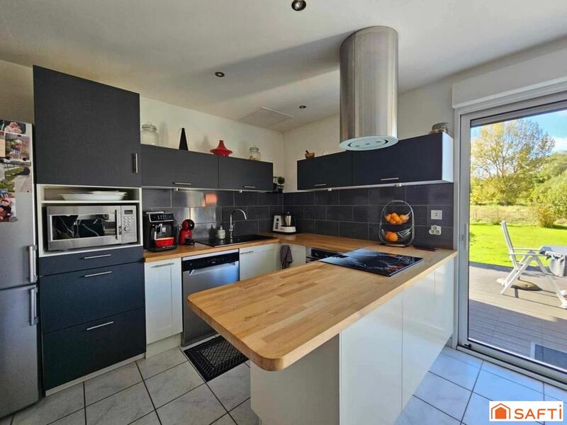 Maison - 148 m² - 5 pièces